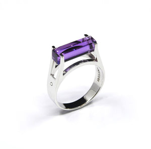 BAGUE EVER, améthyste sur or blanc 18 carats