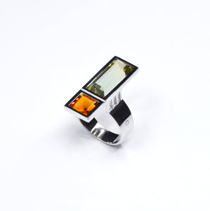 GREEN LINE RING, Water green tourmaline and citrine on 18 carat white gold