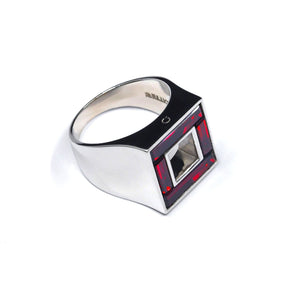 SQUARE RED RING, garnets in 18 K white gold 