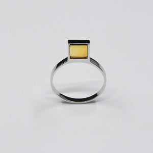 COLORE YELLOW RING, citrine in 18 K white gold  