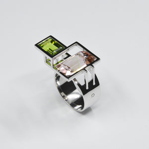 EQUATION PASTEL RING, pink tourmaline and peridot in 18 K white gold