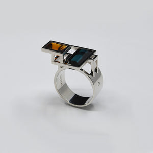 EQUATION RING, indicolite tourmaline and peridot in 18 K white gold