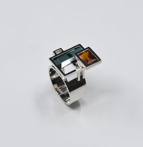 EQUATION RING, indicolite tourmaline and peridot in 18 K white gold